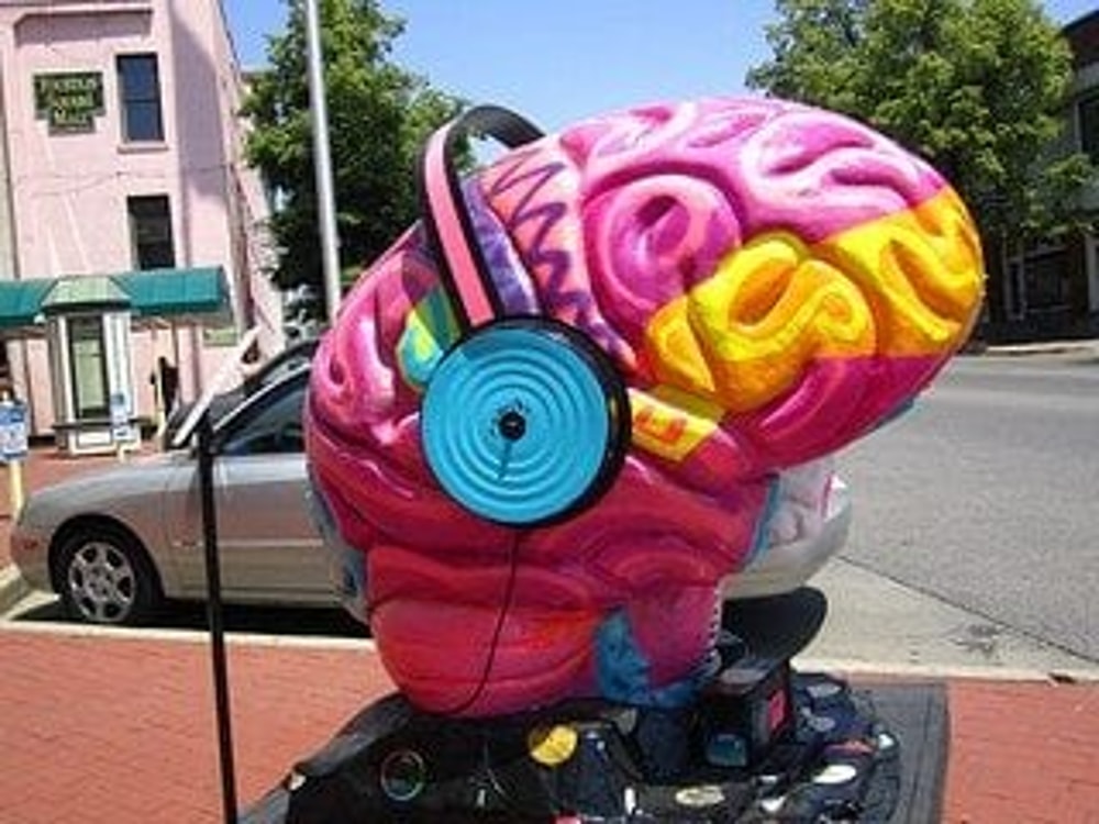 8 Surprising Ways Music Affects and Benefits our Brains