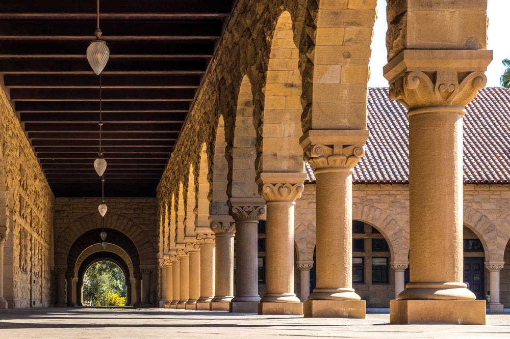 10 Ways Universities Can Use Facebook to Market to and Connect With Students