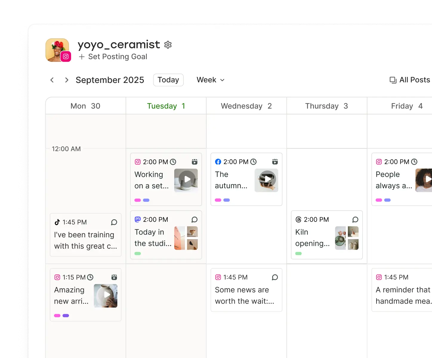 Vue calendrier de Buffer avec les publications à venir par date, par canal et par tag.