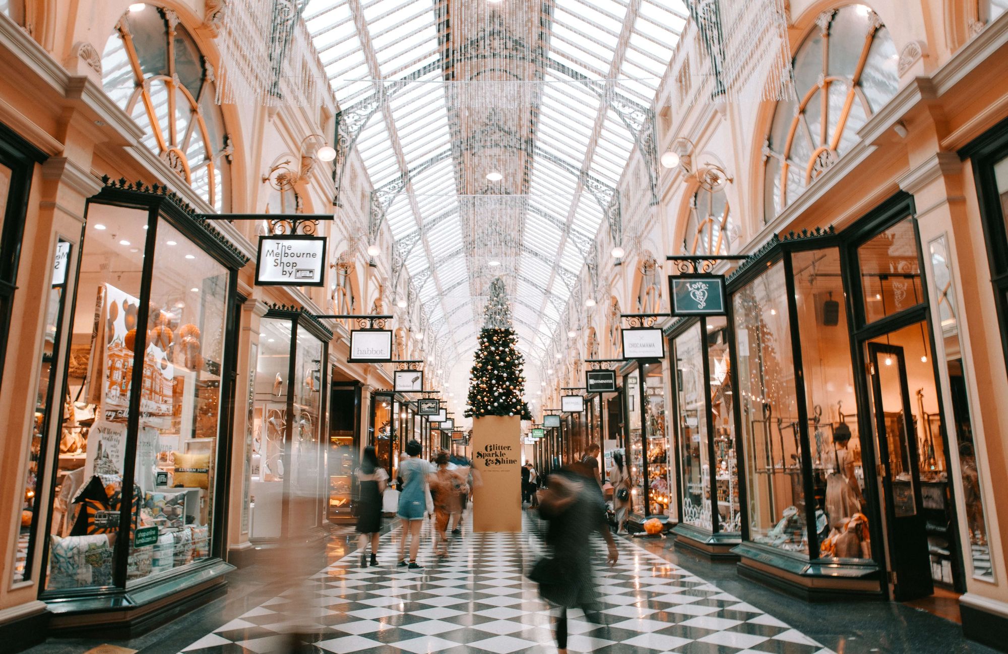 4 Alternative Ways to Approach Black Friday in 2022