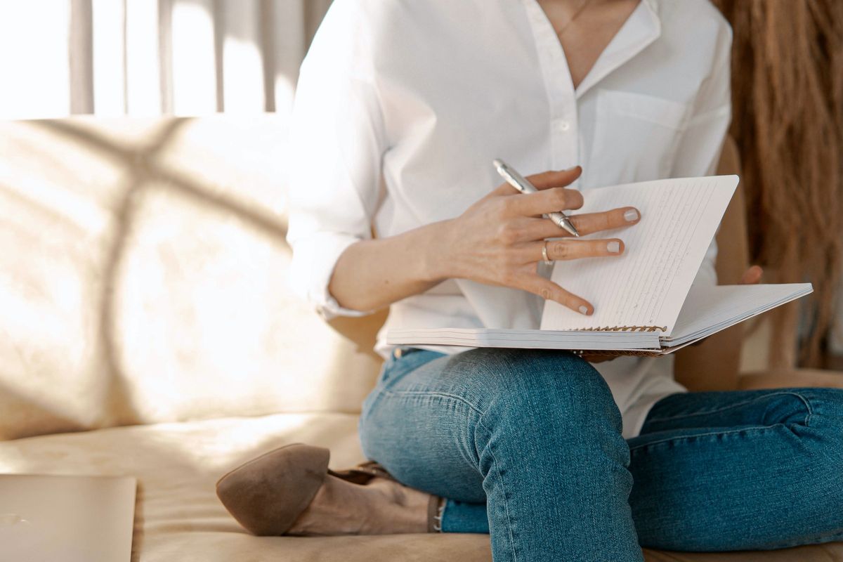 How to Become a Thought Leader on LinkedIn