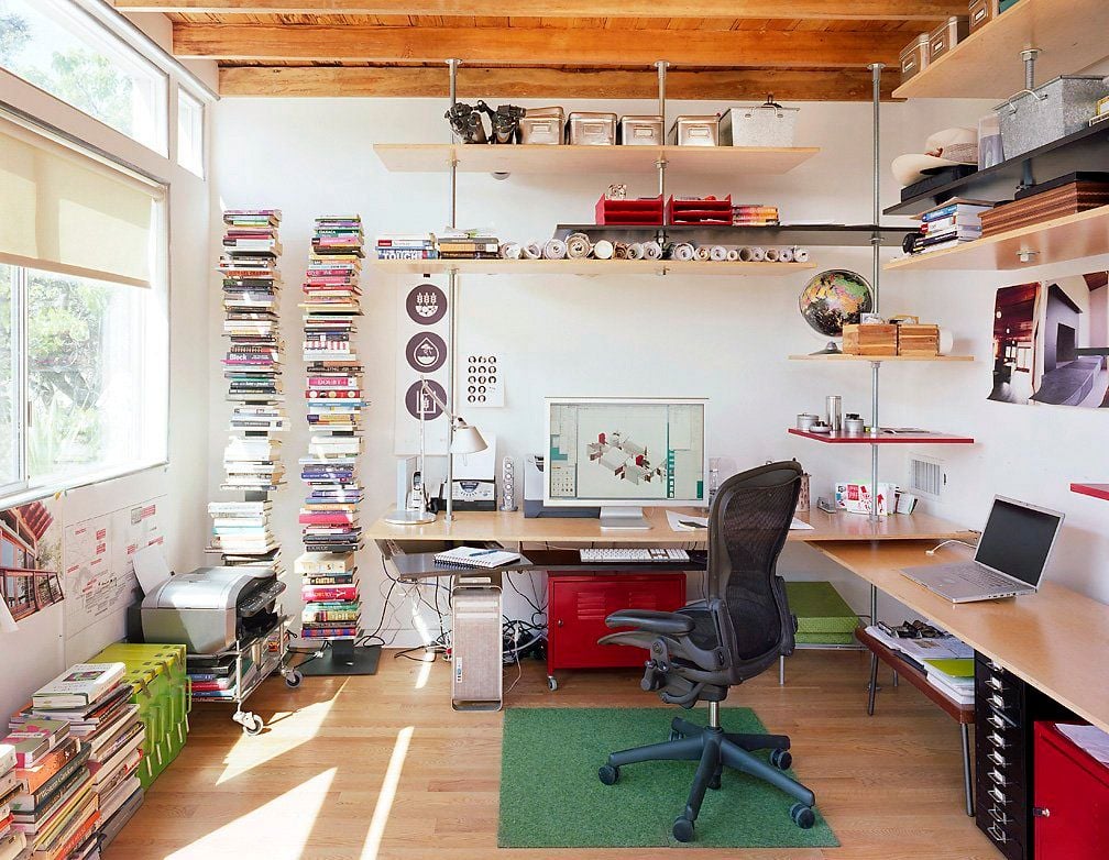 The Science of Side Projects: How Creative Hobbies Improve Our Performance at Everything