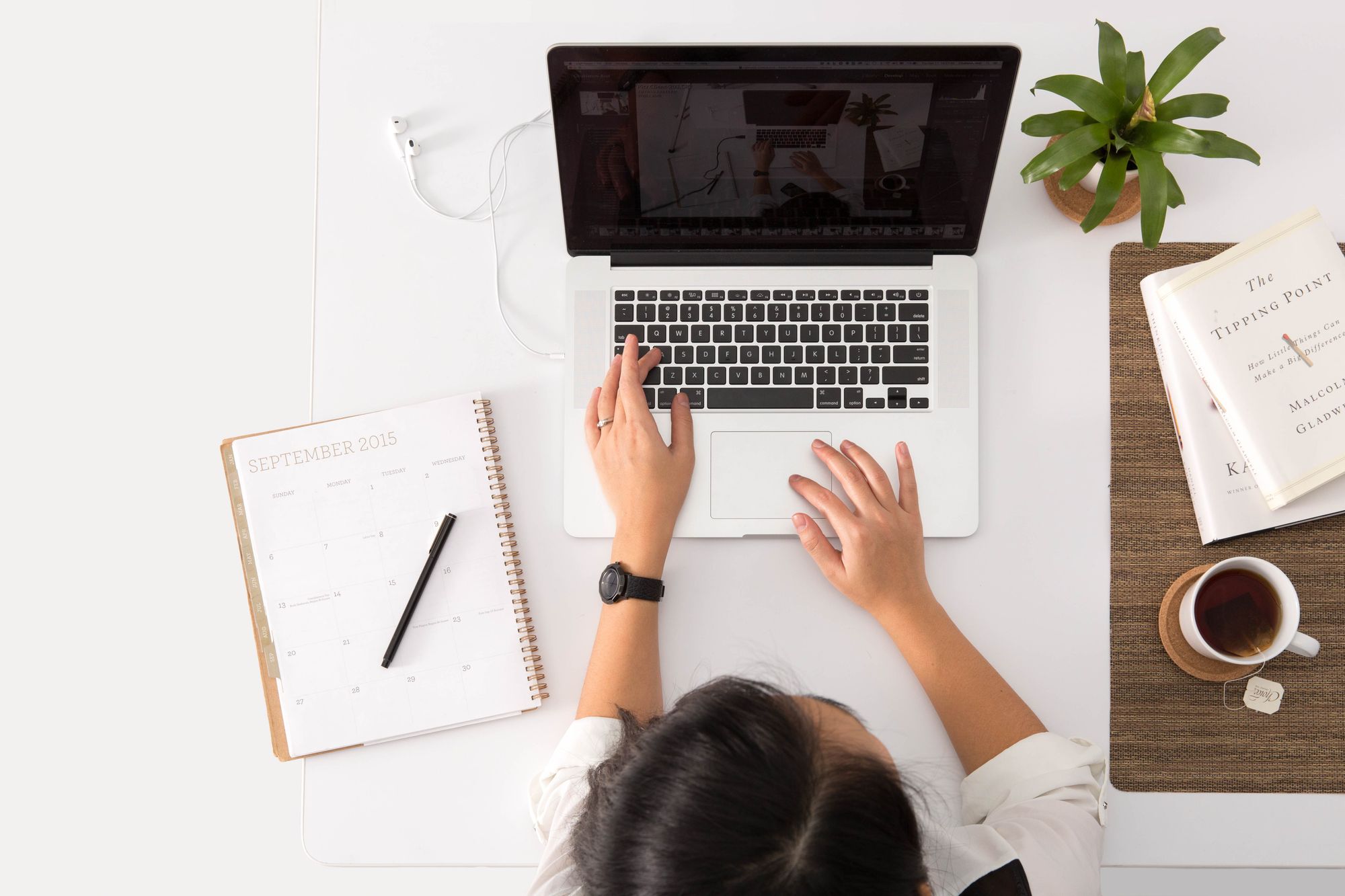 24 Best Social Media Apps to Help You Create Epic Social Media Content