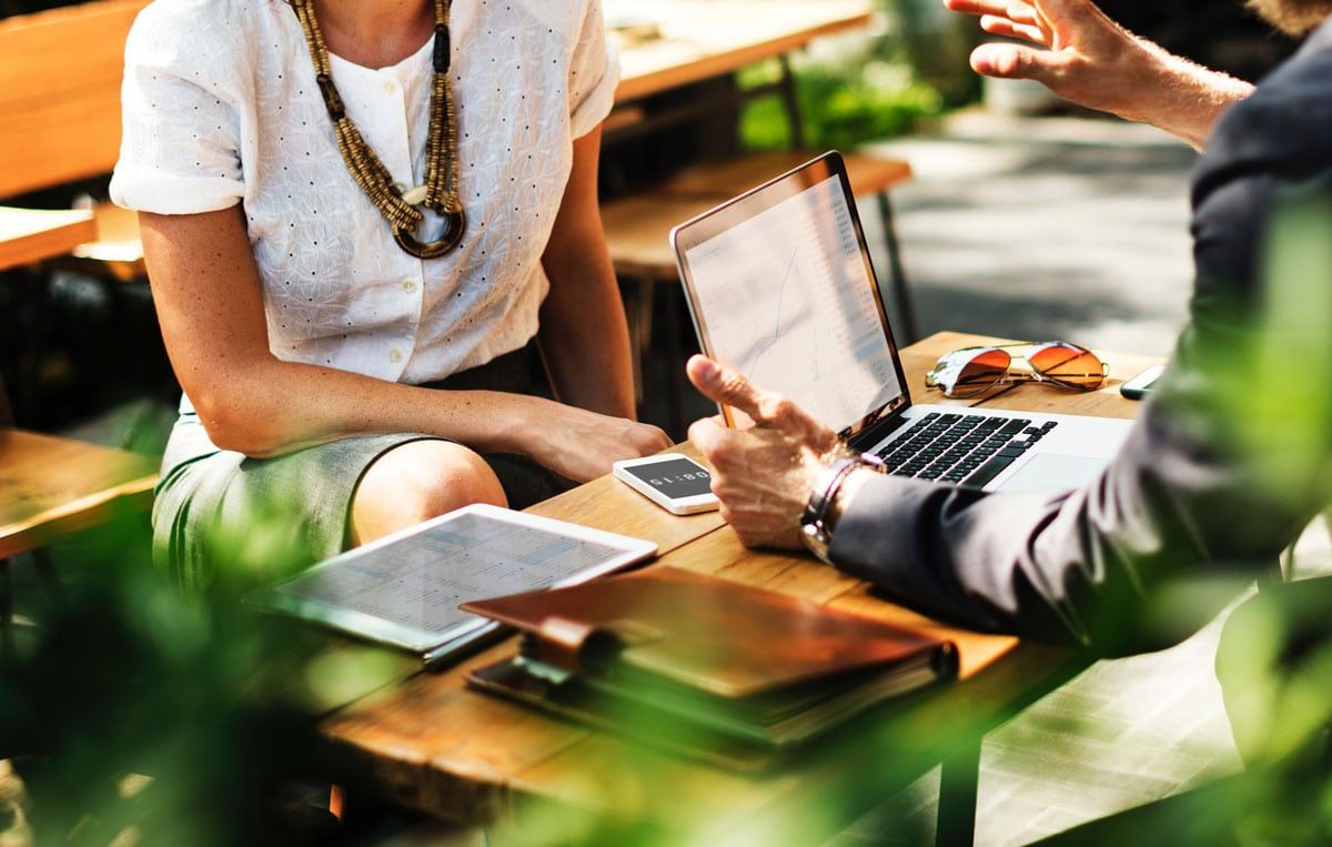 LinkedIn Dynamic Ads Enable Marketers to Engage Prospects with Ads Automatically Personalized to Them